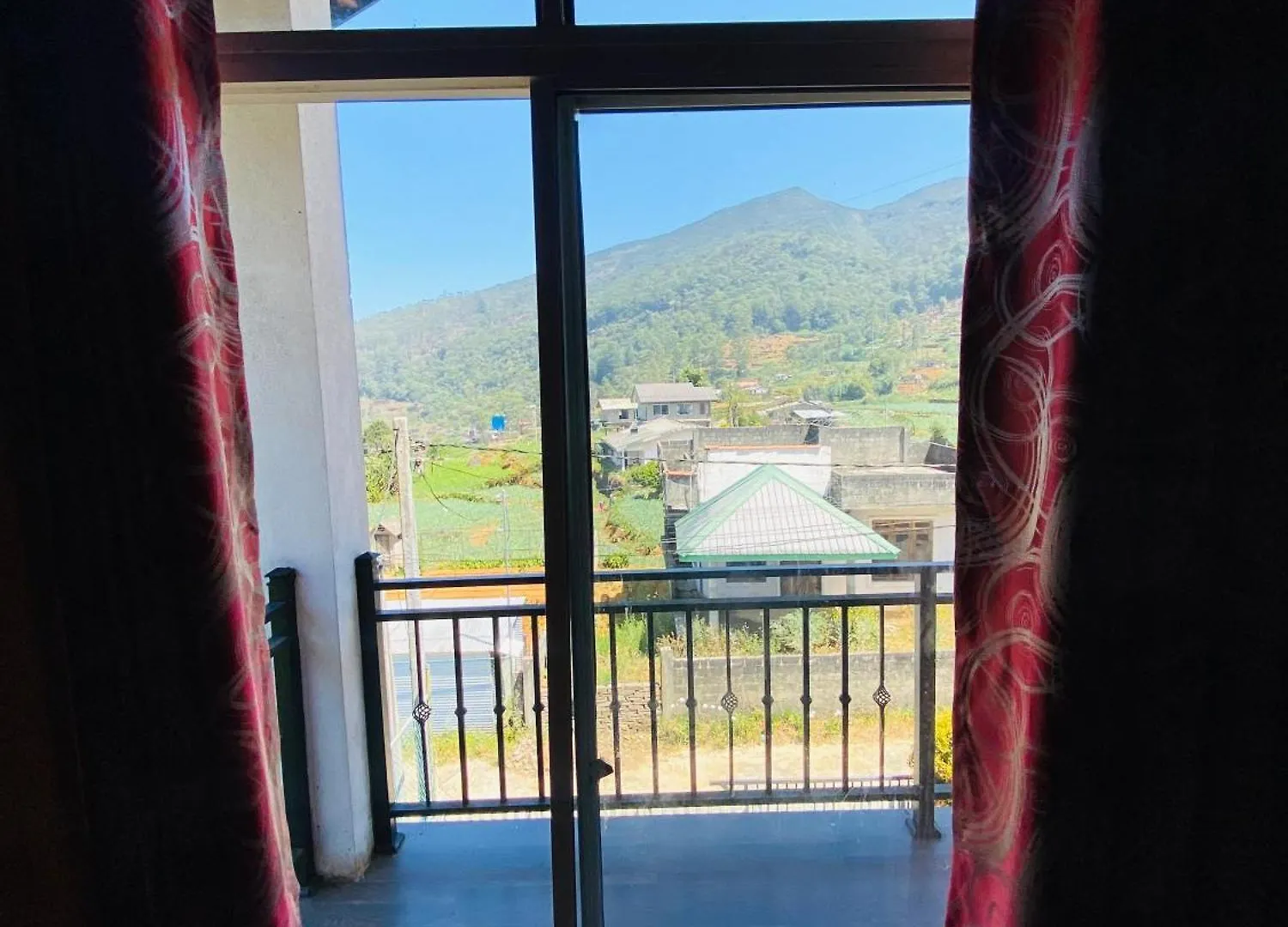 Pearl Shine Bungalow Nuwaraeliya Nuwara Eliya