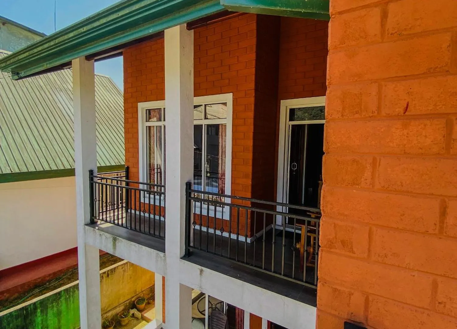 Pearl Shine Bungalow Nuwaraeliya Nuwara Eliya